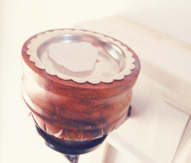 BENEFITS-OF-KARPUR-CAMPHOR